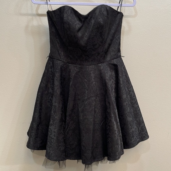 Forever21 black strapless dress junior’s size M - Picture 12 of 12